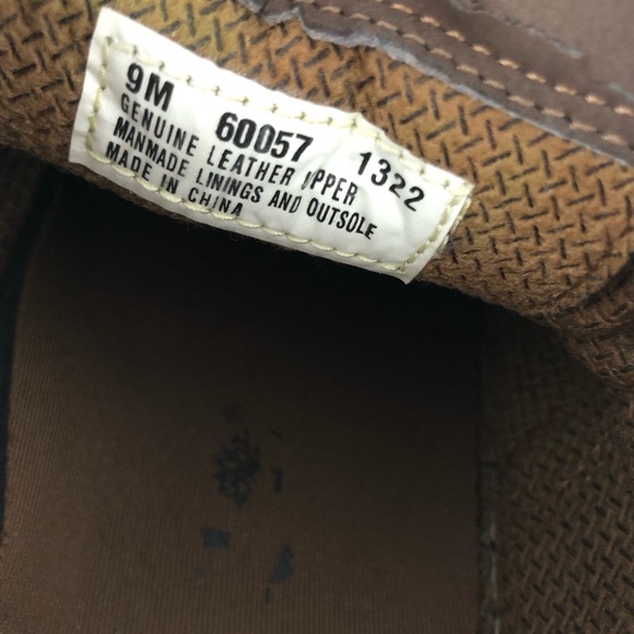 Timberland Men's Size 9 Genuine Leather Dress Shoes - Picture 2 of 4